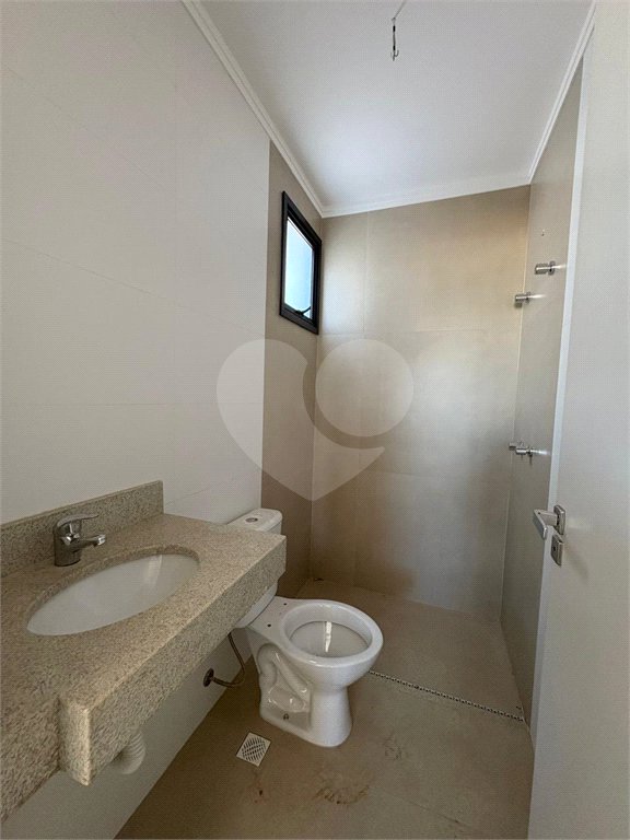 Apartamento no IRINEU MASSARI á venda