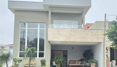 Casa à venda com 3 quartos, sendo 2 suítes,  no condomínio Quebec, São Carlos - SP