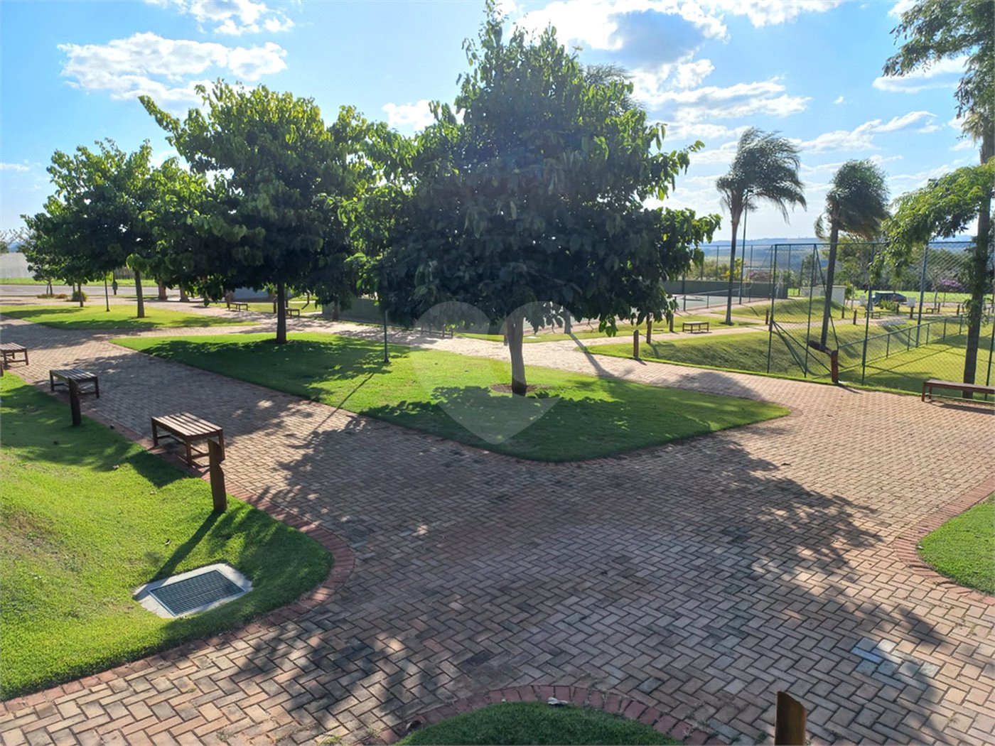 Terreno para venda no condomínio de alto padrão Damha Golf