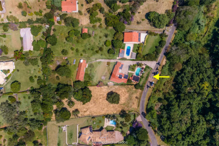 Casa à venda com 4 suítes no condomínio Vale da Santa Fé, Vinhedo - SP