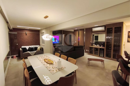 Family Garden – 151 m² – 4 dormitórios, 3 suítes, 2 vagas e 1 lavabo – Andar mediano com vista privilegiada para a Piscina.