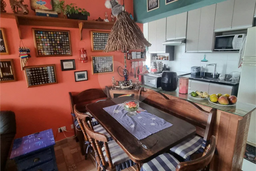 Apartamento em cobertura na Vila Prudente com 2 dormitórios, 1 suíte, 2 sacadas e hidromassagem.