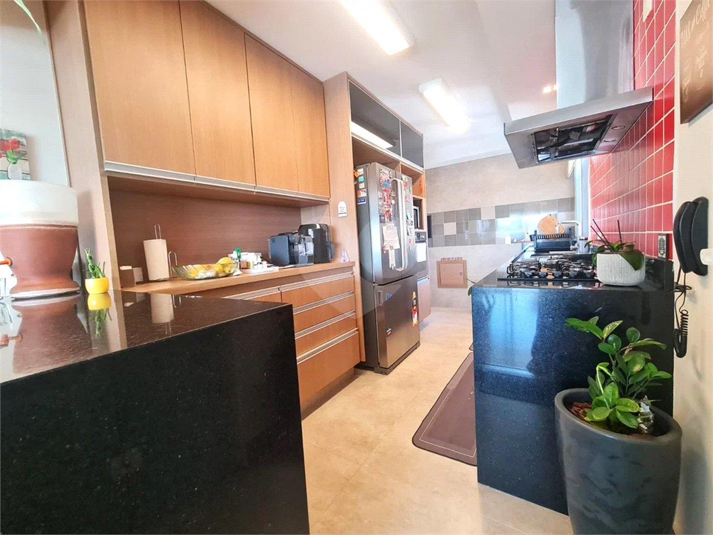 Apartamento à venda com 4 quartos, sendo 3 suítes, em Jardim Marajoara, São Paulo, SP