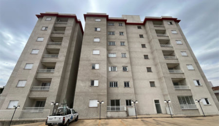 Apartamento à venda com 2 quartos, sendo 1 suíte, em Vila Prado, São Carlos, SP