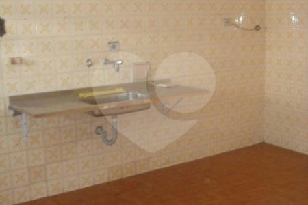 Casa térrea com 2 dorm. na Saúde