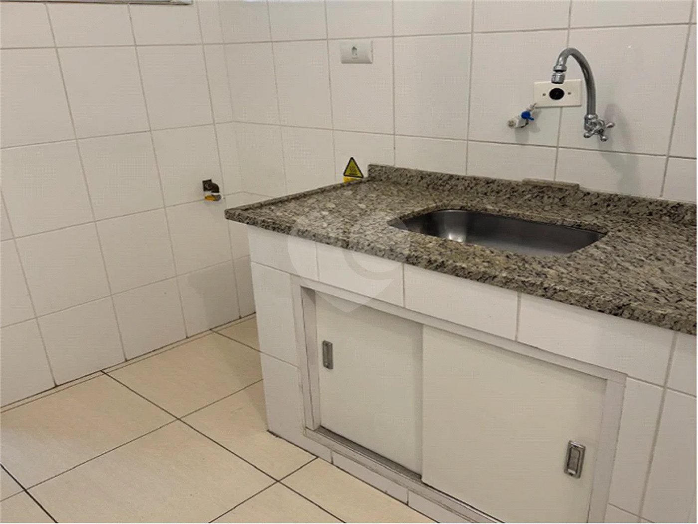 Apartamento Paraíso para locação