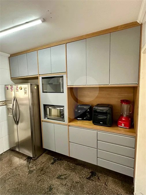 Casa de Alto Padrão à Venda no Parque dos Pássaros – 350 m²