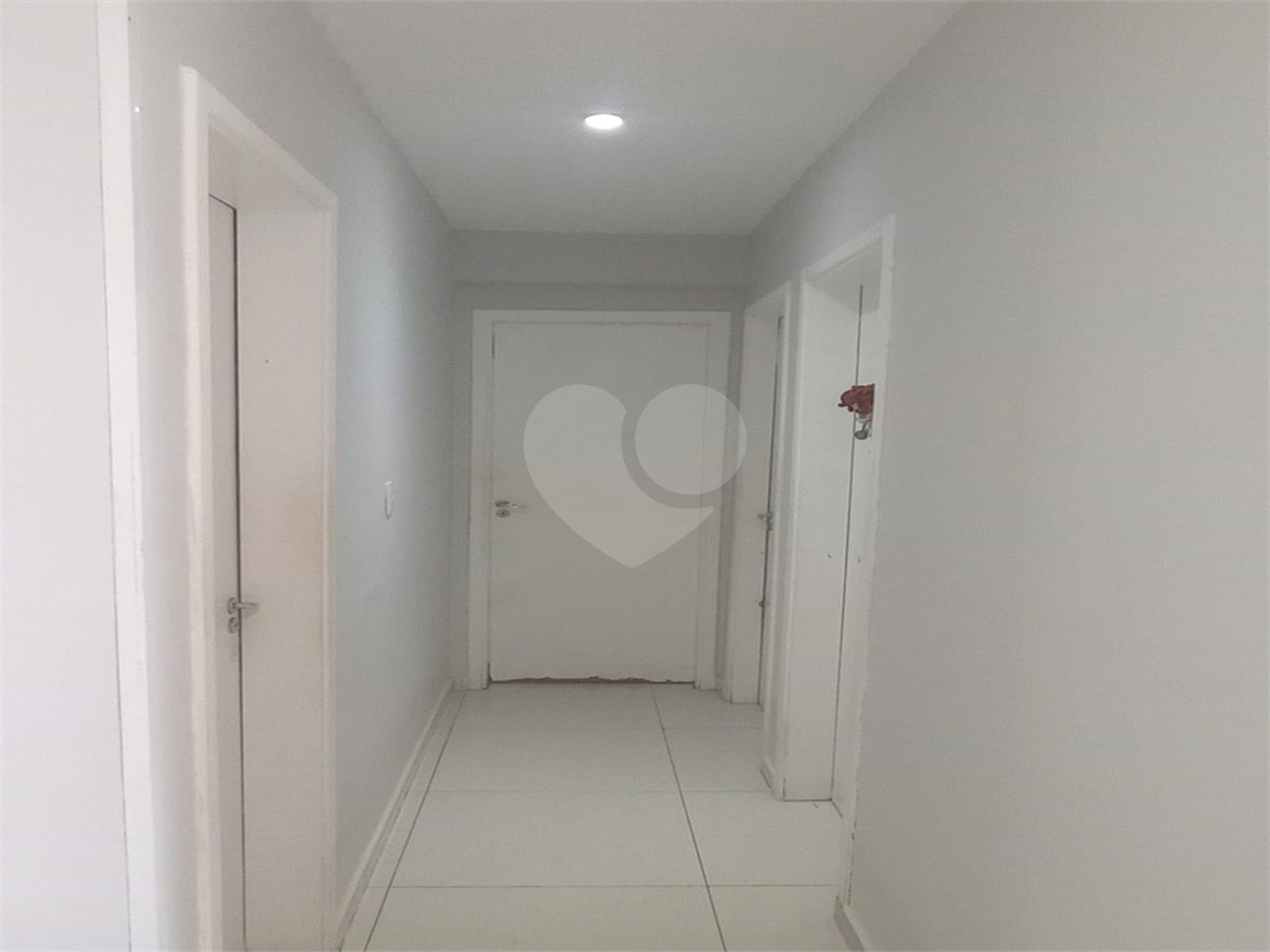 Apartamento à Venda – Condomínio Vila Verde Sabará 3 dormitórios 1 suíte.