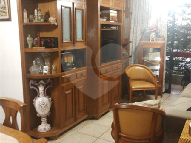 Apartamento à venda com 4 quartos, sendo 1 suíte,  em Perdizes, São Paulo, SP