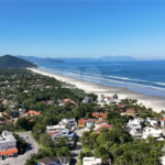 Casa à venda com 3 quartos, sendo 2 suítes, em Costa do Sol, Bertioga, SP