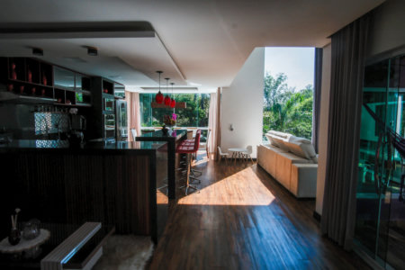 Casa de Alto Padrão à venda com 4 quartos, sendo 1 suíte, em condomínio, Cotia - SP
