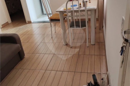 Apartamento no Condomínio Monte Olimpo .