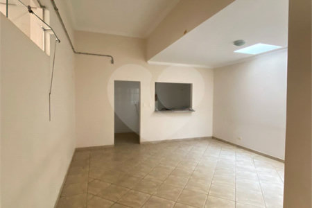 Apartamento no Edifício Riveira.