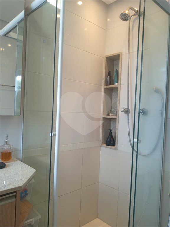 Apartamento 3 dormitórios, região do Campo Belo. Condomínio com laser completo.