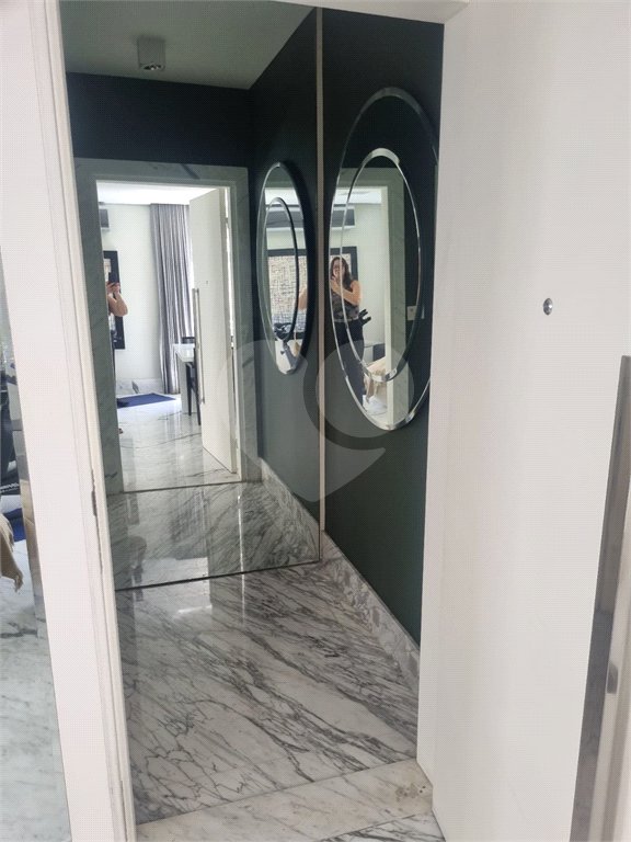 Apartamento à venda com 2 suítes em Cerqueira César, São Paulo, SP
