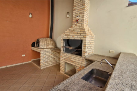 Casa sofisticada à venda em bairro nobre de Atibaia | 3 dormitórios | 408 m²