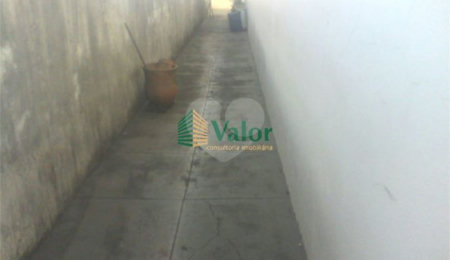 Casa à venda com 4 quartos em Vila São José, São Carlos, SP