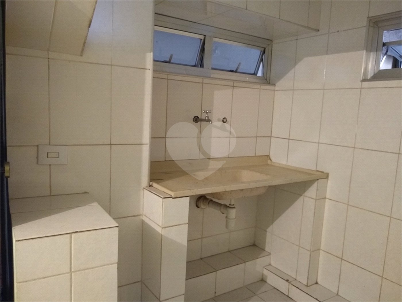 Prédio à venda com 4 quartos em Vila Guilherme, São Paulo, SP