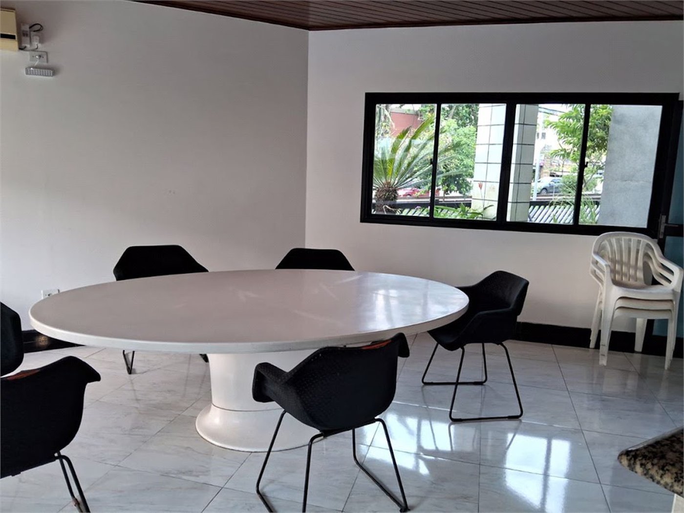 Apartamento Residencial à venda, Enseada, Guarujá - AP0900.