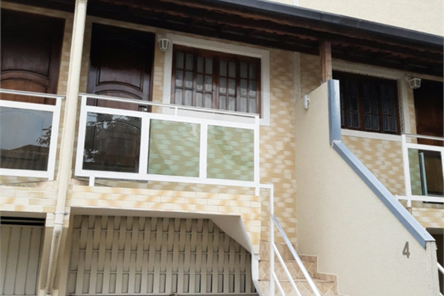 Casa à venda com 2 quartos no condomínio Vila Dionisia, São Paulo - SP