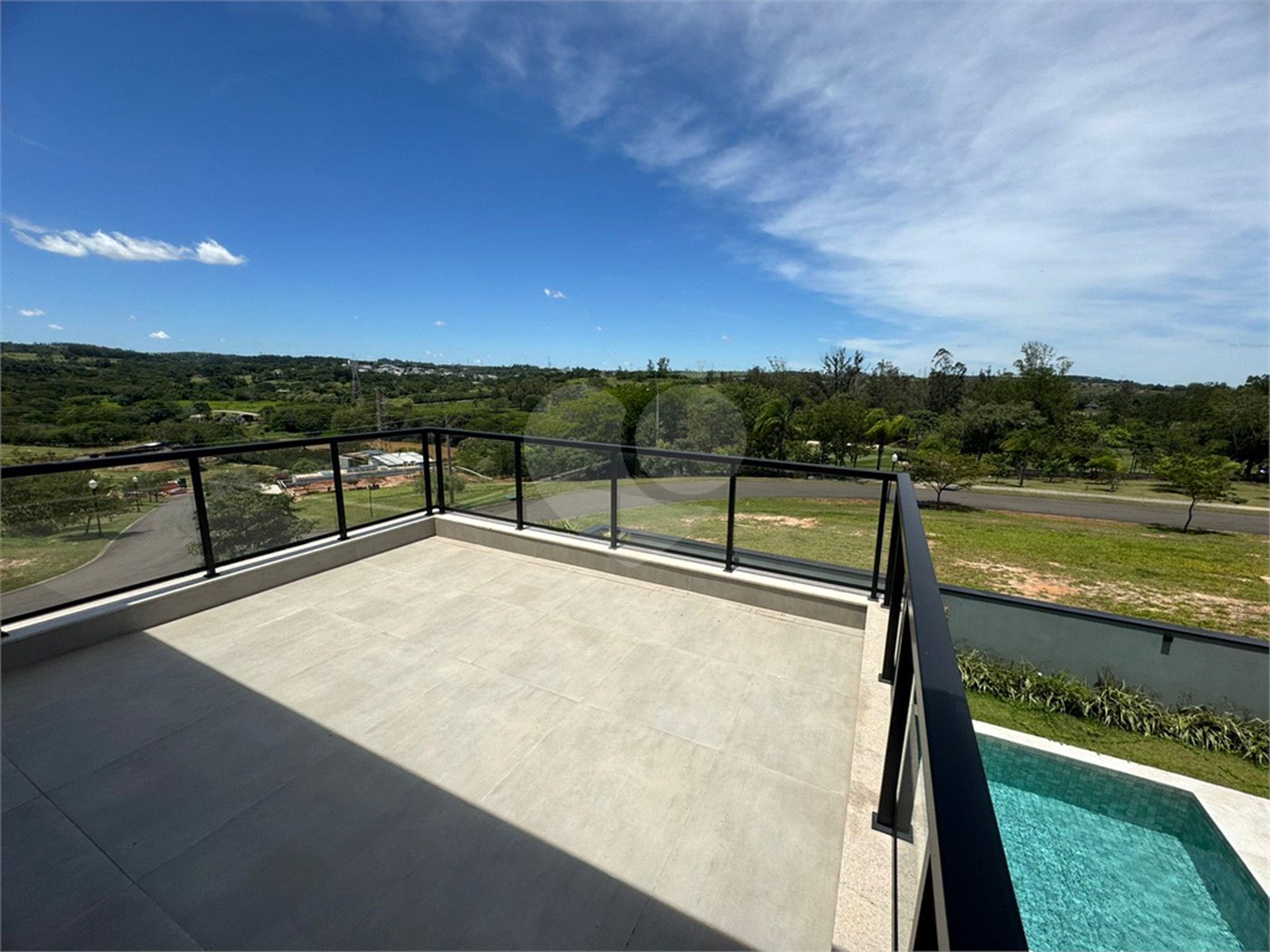 Casa à venda com 4 suítes no condomínio Villas do Golf, Itu - SP