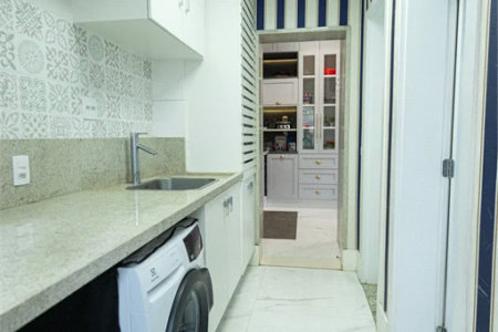 Apartamento à venda com 5 quartos, sendo 4 suítes, em Parque Reboucas, São Paulo, SP