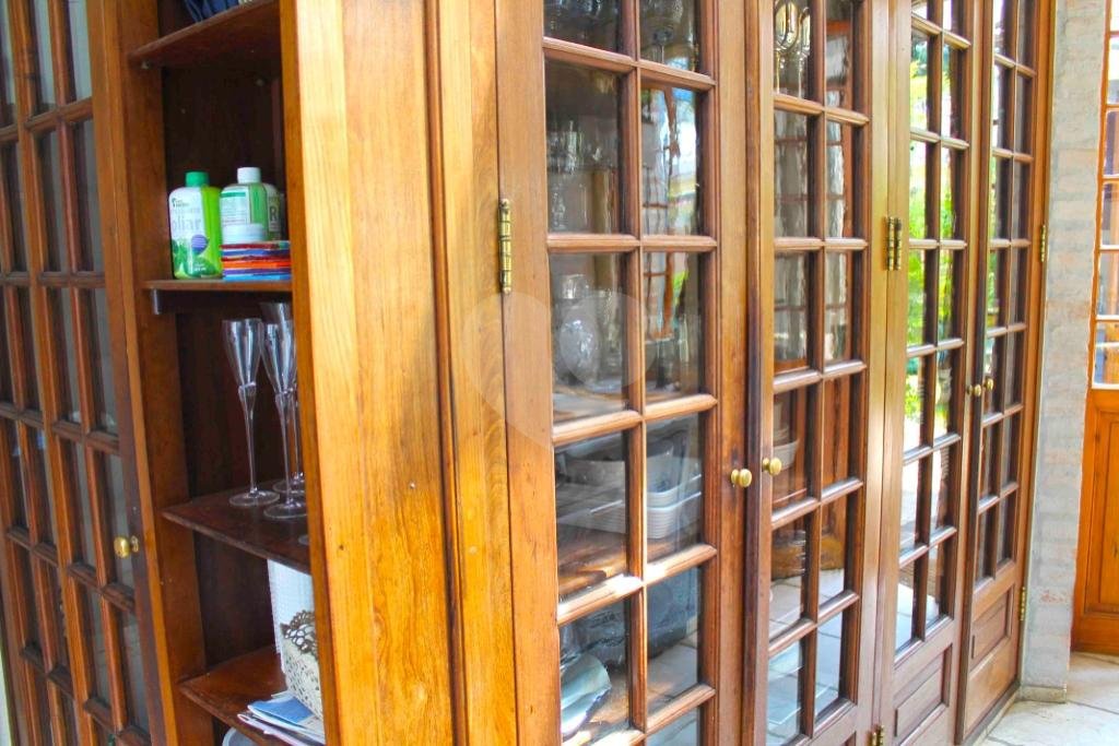 Sobrado à venda com 7 quartos, sendo 5 suítes, em Alto da Boa Vista, São Paulo, SP