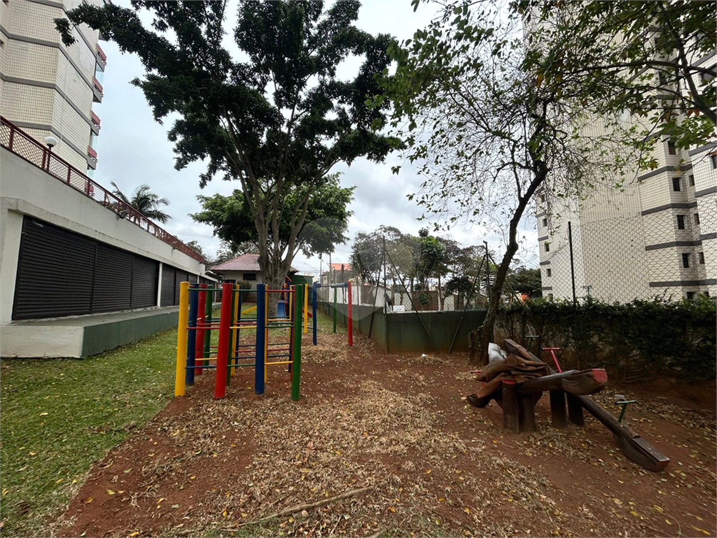 Apartamento à venda com 3 quartos, sendo 1 suíte,  em Vila Brasilina, São Paulo, SP