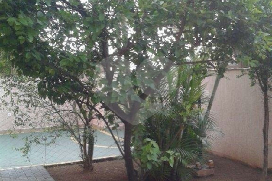 Sobrado à venda com 4 quartos, sendo 3 suítes, em Jardim São Bento, São Paulo, SP
