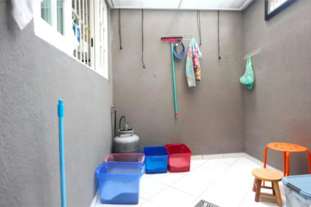 Casa à venda com 3 quartos, sendo 1 suíte, no condomínio Residencial Villagio, São Paulo - SP