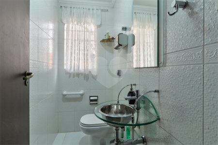 Sobrado à venda com 3 quartos, sendo 1 suíte, em Jardim Prudência, São Paulo, SP
