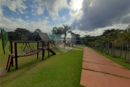 Casa à venda com 3 quartos, sendo 1 suíte, no condomínio Golden Park Residence II, Sorocaba - SP