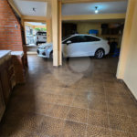Sobrado à venda com 4 quartos, sendo 1 suíte, em Jardim Regina, São Paulo, SP