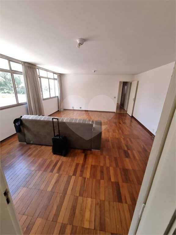 Apartamento à venda com 3 quartos, sendo 1 suíte, em Perdizes, São Paulo, SP
