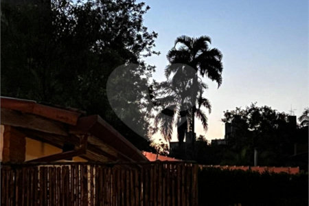 Casa à venda com 4 quartos, sendo 2 suítes, no condomínio Ype Branco 2, São Paulo - SP