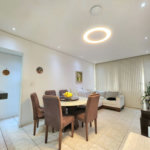 Apartamento 2 Dormitórios com Vista Mar, 1 Suíte e 50m da Praia – Santos