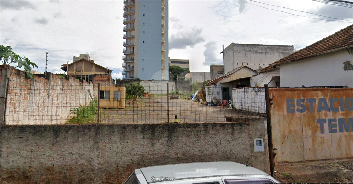 Terreno à venda no Centro, Araraquara, SP