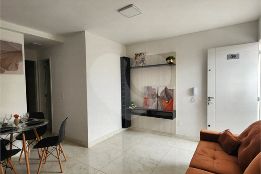 Casa à venda com 2 quartos no condomínio Esmeraldino, São Paulo - SP