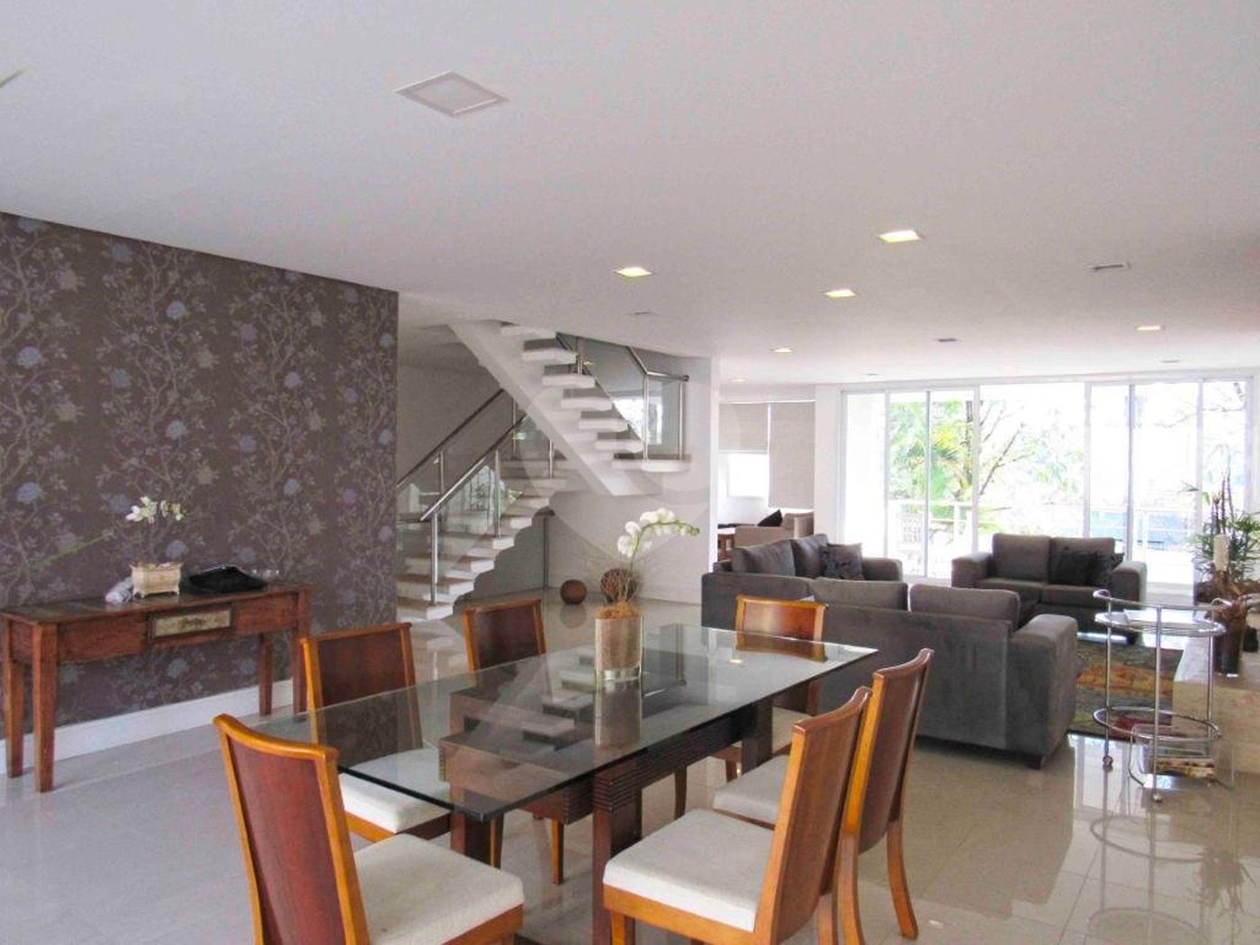 Casa à venda com 4 suítes no condomínio Residencial Giardino Pirandello, São Paulo - SP