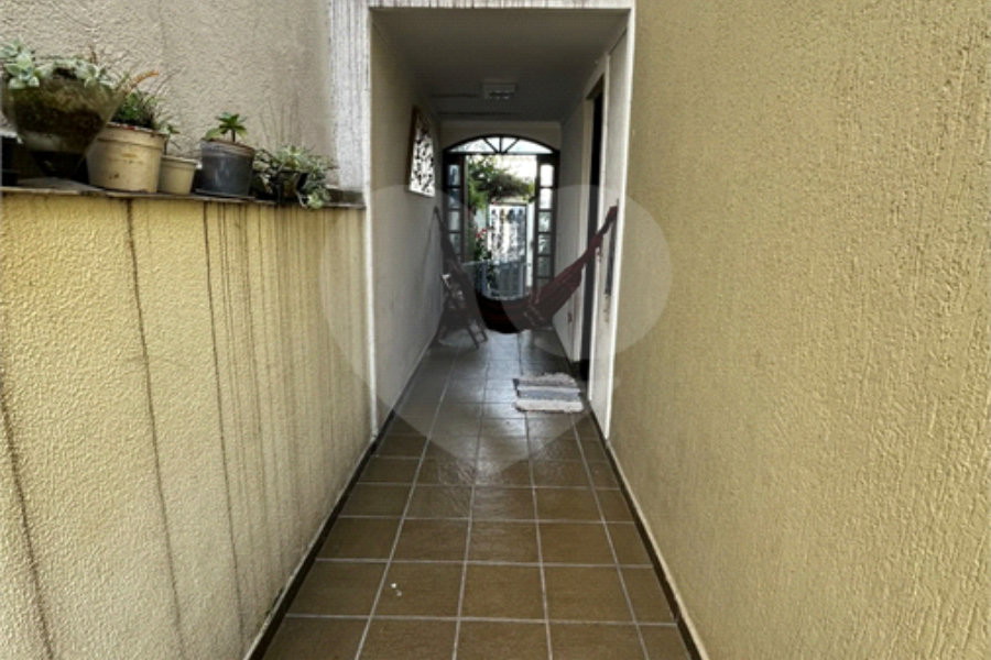 Sobrado à venda com 3 quartos, sendo 1 suíte, em Jaraguá, São Paulo, SP
