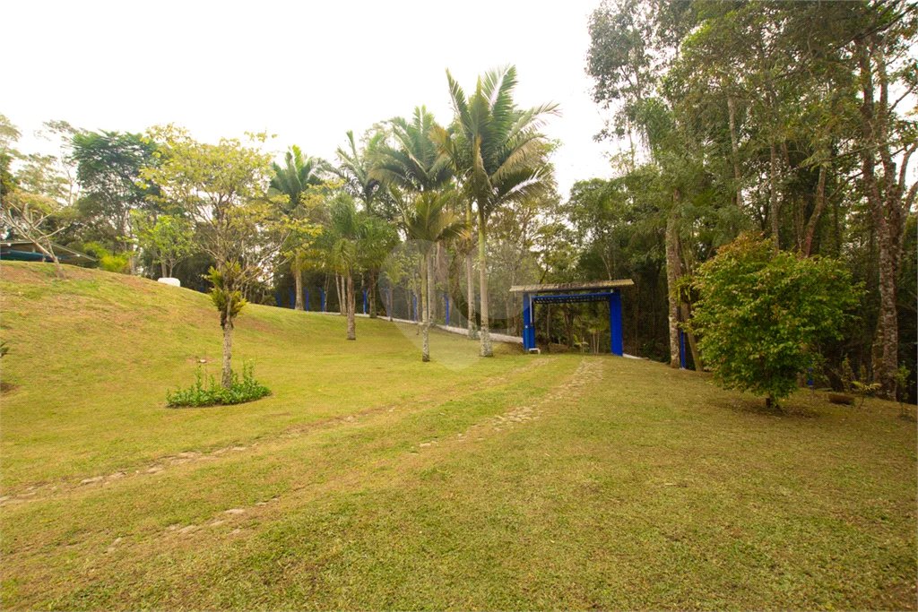 Sítio à venda com 8 quartos, sendo 4 suítes, em Taiaçupeba, Mogi das Cruzes, SP