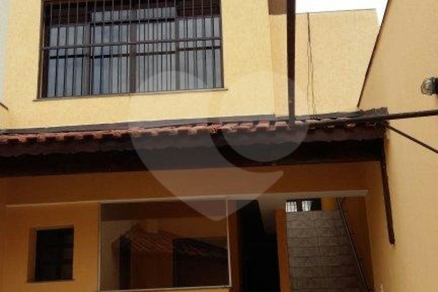 Sobrado à venda com 4 quartos, sendo 1 suíte, em Vila Nova Cachoeirinha, São Paulo, SP