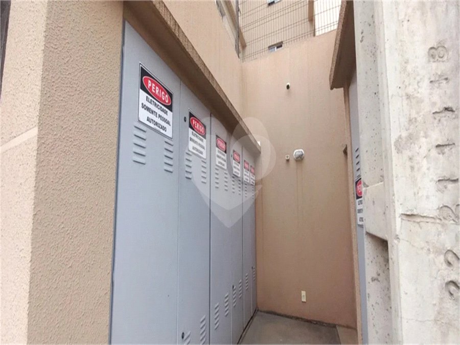 Apartamento à venda com 2 quartos em Jardim Maria Trindade, São Roque, SP