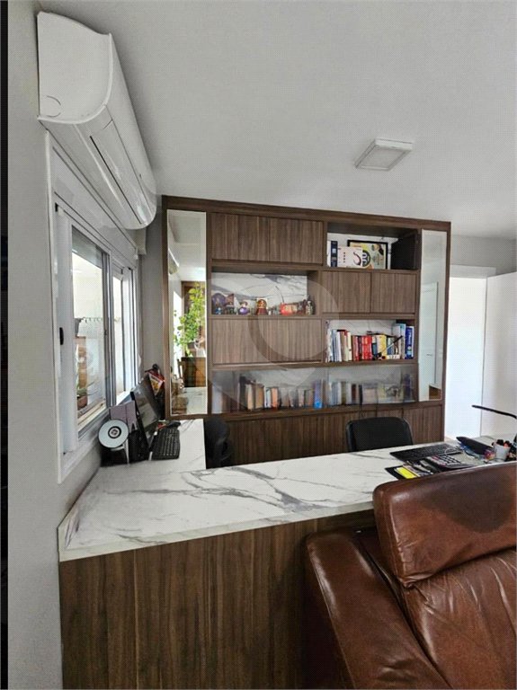 Apartamento à venda com 3 quartos, sendo 2 suítes, em Vila Anastácio, São Paulo, SP