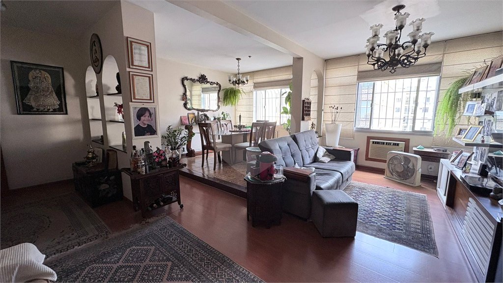 Apartamento à venda com 4 quartos, sendo 1 suíte,  em Tijuca, Rio de Janeiro, RJ