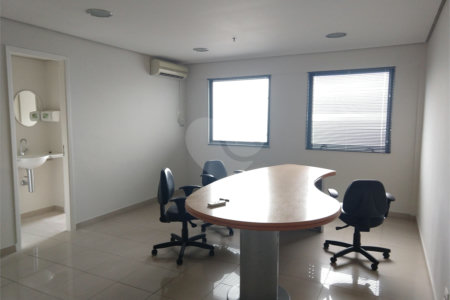 Sala à venda em Água Branca, São Paulo, SP