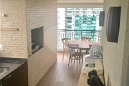 Apartamento à venda com 3 suítes em Campo Belo, São Paulo, SP