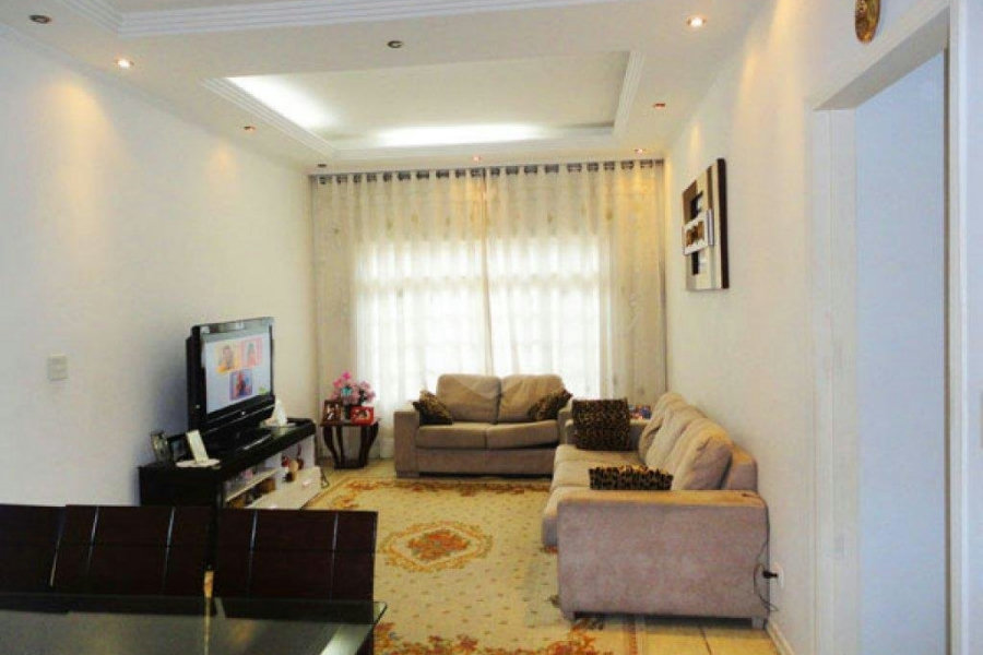 Casa Térrea à venda com 3 quartos, sendo 1 suíte, em Vila Galvão, Guarulhos, SP