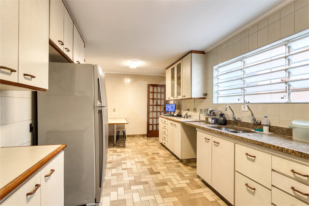 Casa à venda ou para alugar com 3 quartos, sendo 1 suíte,  em Brooklin Velho, São Paulo, SP