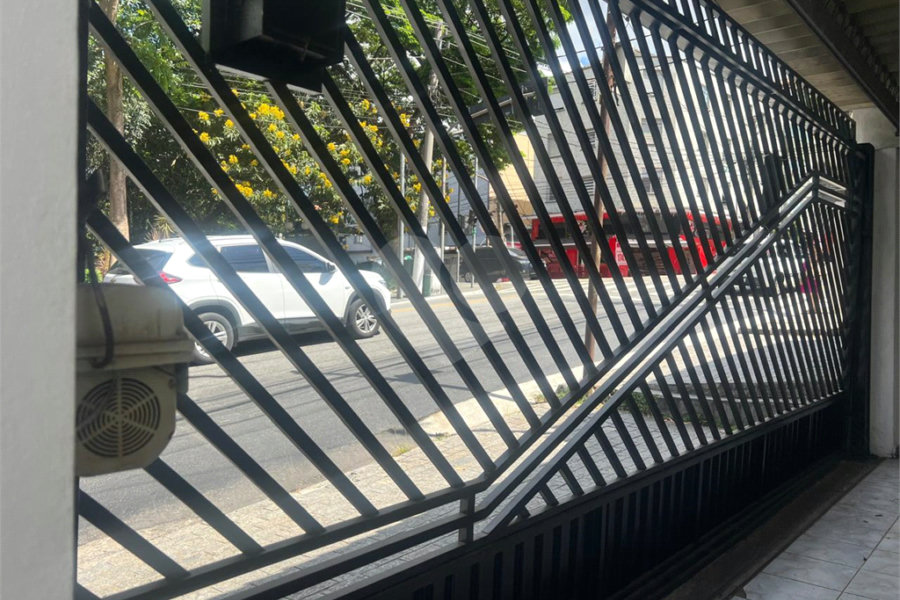 Sobrado à venda com 3 quartos em Santana, São Paulo, SP